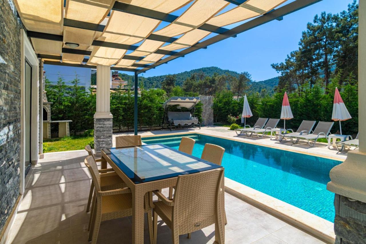 Villa 4 Bedroom In Hisaroenue Oeluedeniz- Gold Rose *